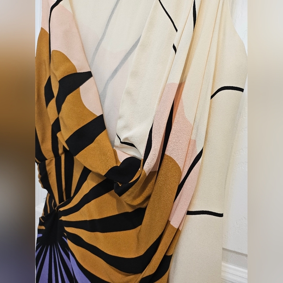 Dianne Von Furstenburg 100% Silk Burst Abstract Print Gathered Dress - Picture 6 of 15